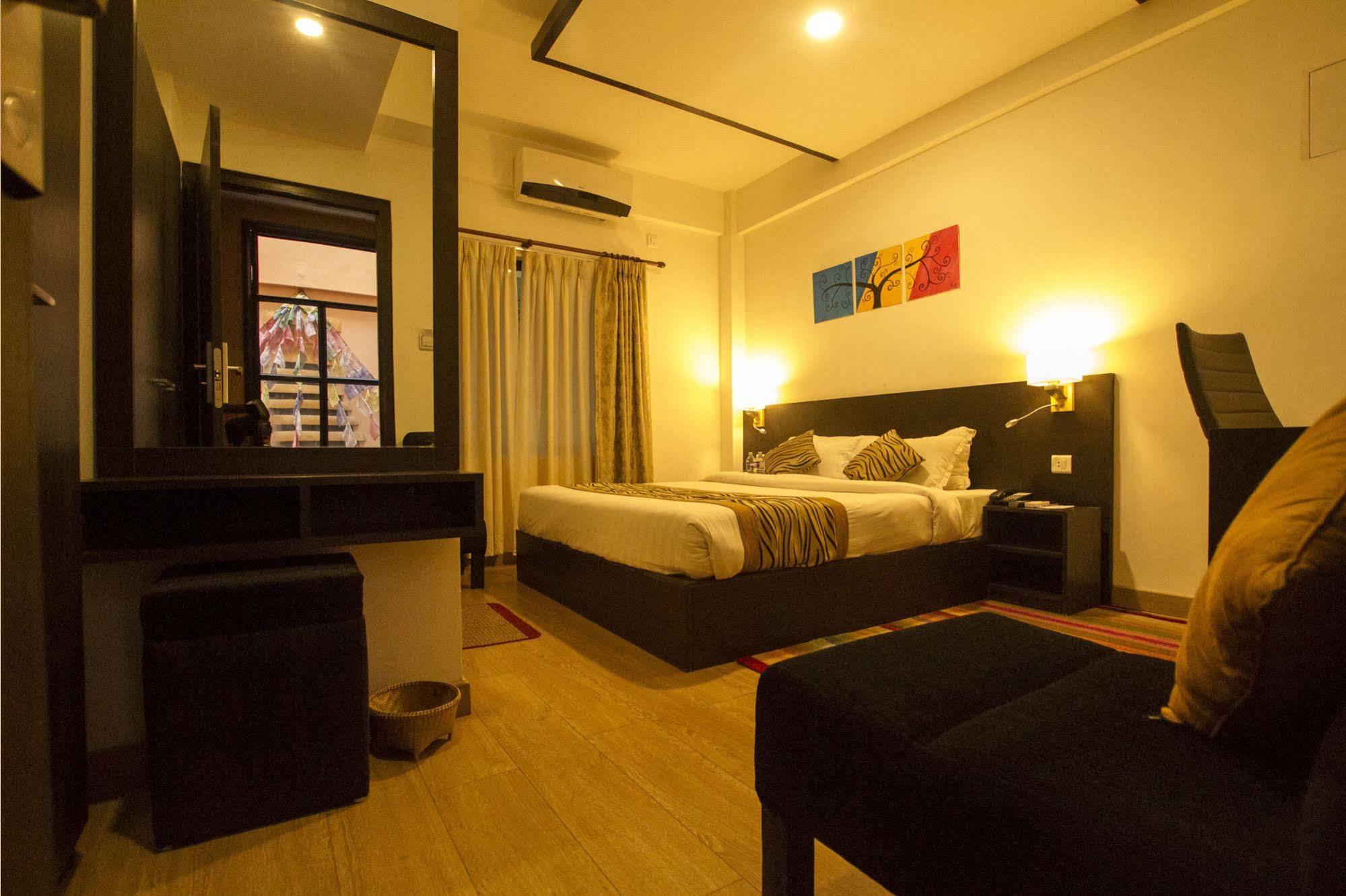 Gaju Suite Hotel Kathmandu Exterior photo