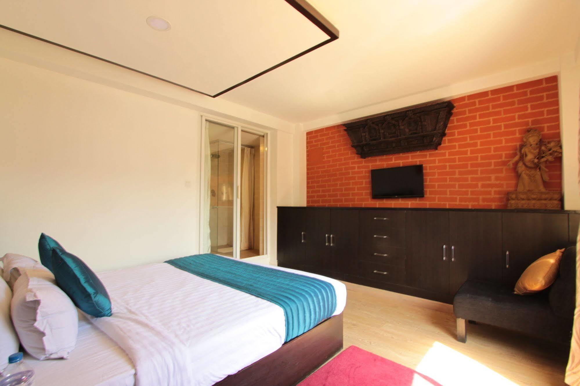 Gaju Suite Hotel Kathmandu Exterior photo
