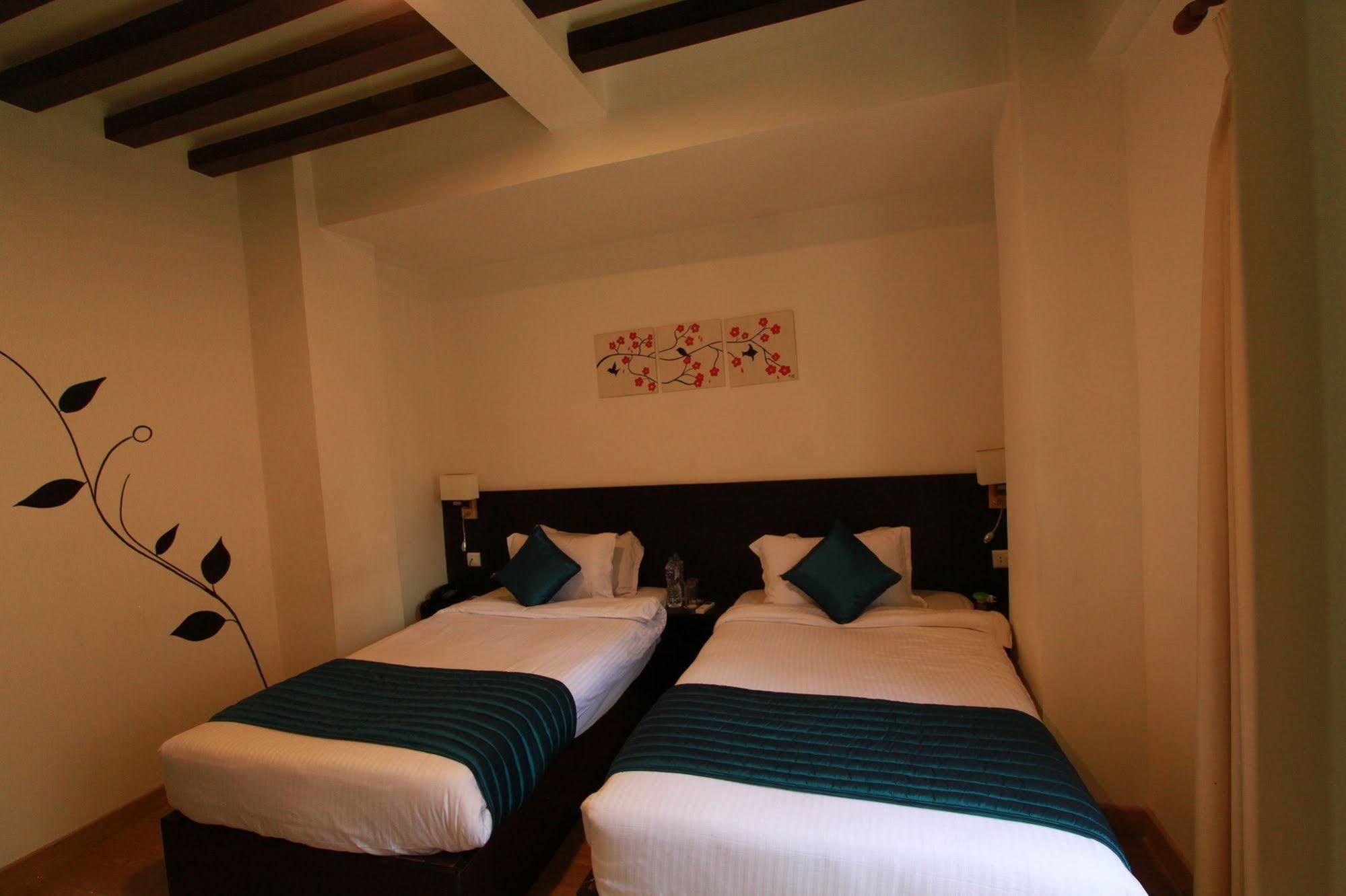 Gaju Suite Hotel Kathmandu Exterior photo
